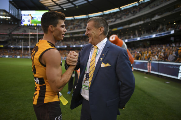 Hawthorn president Jeff Kennett with Jaeger O'Meara.