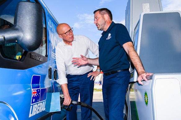 Dutton and Liberal candidate for Pearce, Jan Norberger. 