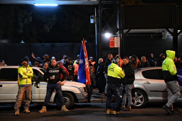 CFMMEU members and community members picketed Willow Grove in Parramatta on Tuesday morning.