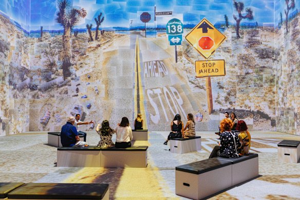 Hockney’s words guide patrons through the exhibition. 