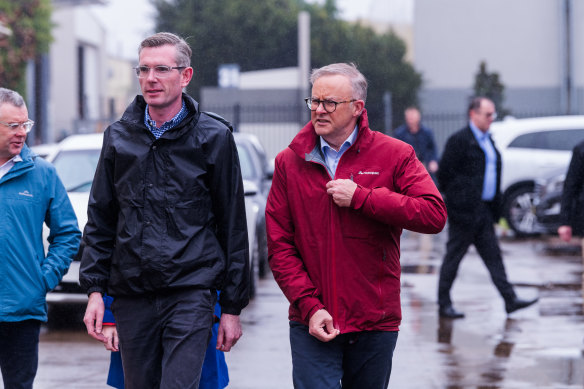 Prime Minister Anthony Albanese and NSW Premier Dominic Perrottet in the flood-affected Hawkesbury region.