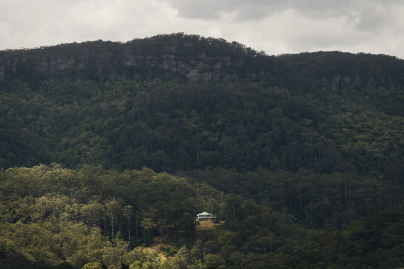Residents in the Upper River region of Kangaroo Valley have stepped up their fire preparations.