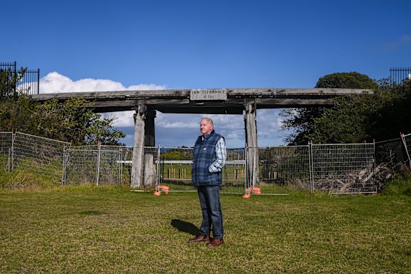 Wayne Jennings said the bridge should be restored more than 15 years ago. 