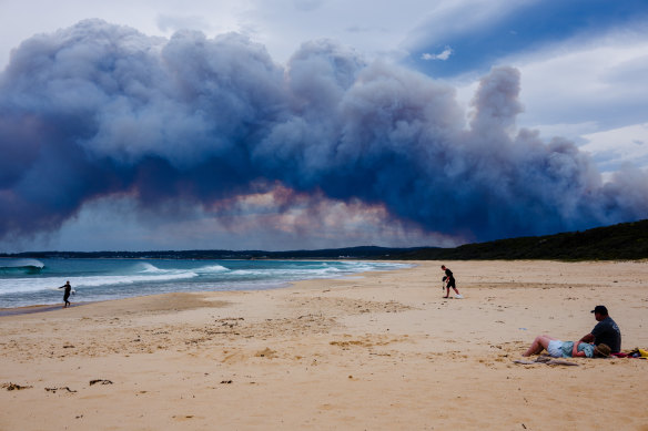 The Coolagolite fire from Camel Rock in the state’s south.