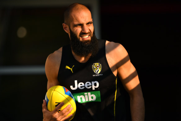 Richmond's Bachar Houli has signed a one-year contract extension.