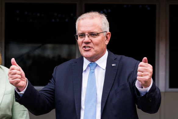 Former prime minister Scott Morrison on the election campaign trail. 