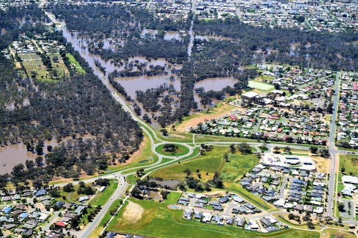 An aerial view of the partially flooded Northern Highway in Echuca.