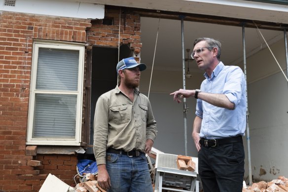 Premier Dominic Perrottet inspects damage in Eugowra.