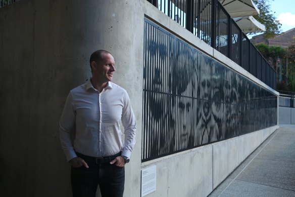 Labor’s Darcy Byrne has said he would listen to the majority of residents on the demerger.