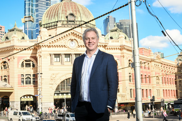 Lord mayoral candidate Arron Wood wants to reduce Myki fares to 50¢ on weekdays. 