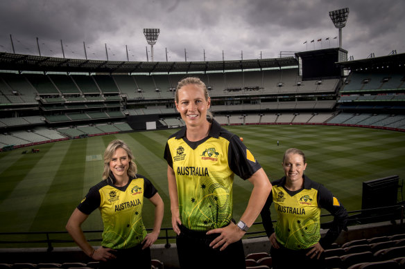 Ellyse Perry, Meg Lanning and Alyssa Healy are among Australia's experienced stars.