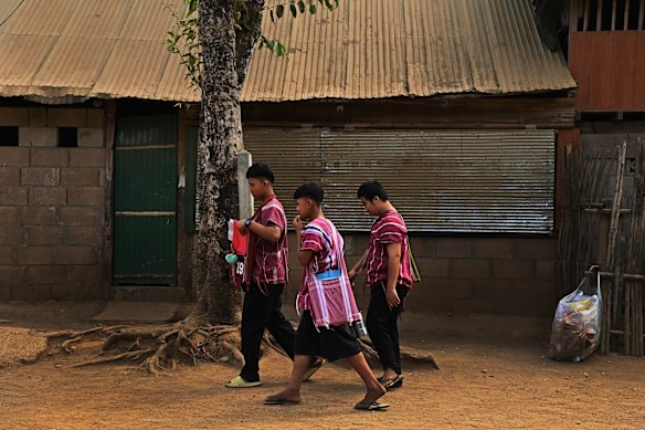School children in traditional Karen clothing in Mae La camp. They are not allowed to leave to attend formal education in Thailand. 