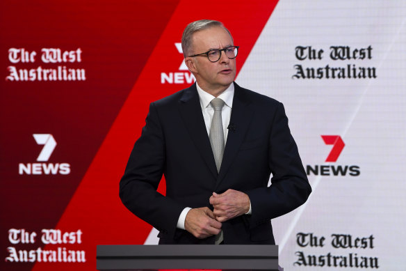 Anthony Albanese says he has more experience than former Labor leaders Gough Whitlam and Bob Hawke had when they took office.