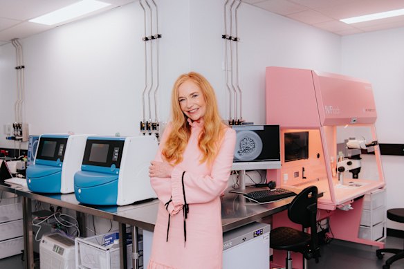 Dr Lynn Burmeister says sperm donors should be paid at least a nominal amount in Australia to help recruit more.