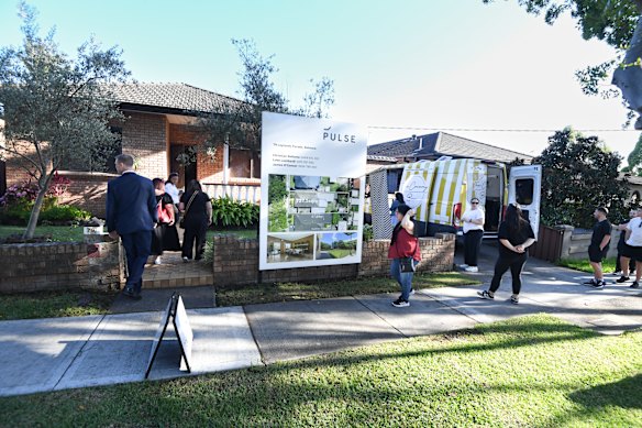 Sydney house prices are high relative to average wages.