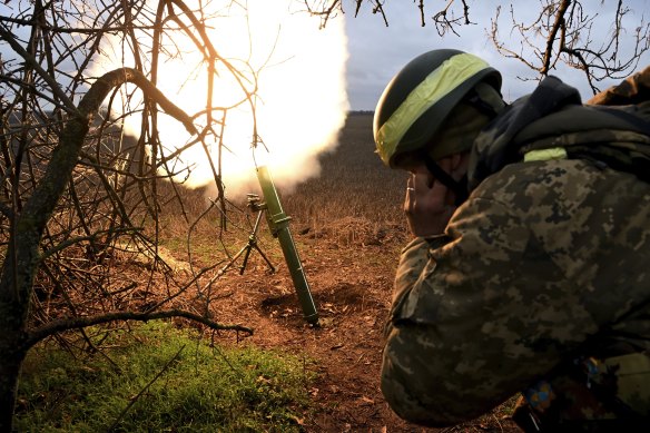 The fighting continues in the south and east of Ukraine. 