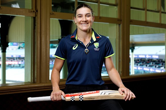 Annabel Sutherland with back-to-back Belinda Clark medals.