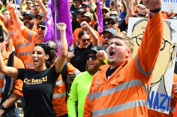 Police estimate up to 4000 took part in the Brisbane protest, as part of peaceful rallies across the country of more than 63,000 CFMEU members and supporters.