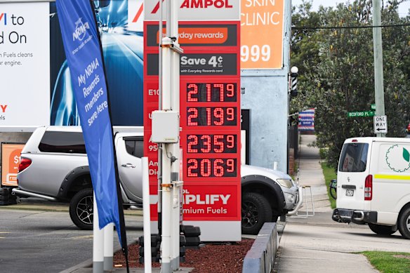 Filling up at certain petrol stations can earn you frequent flyer points.