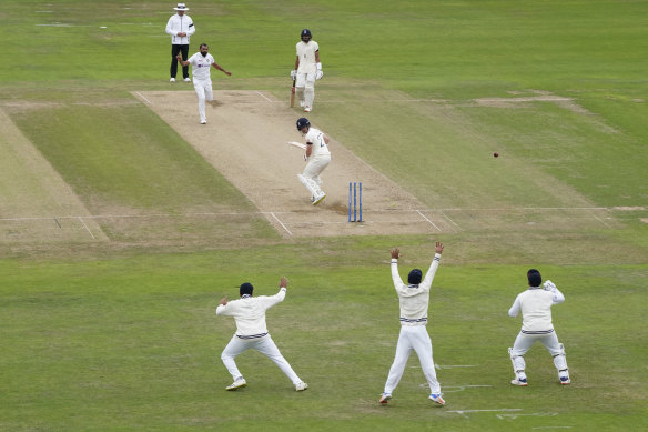 India celebrate the wicket of Rory Burns, bowled by Mohammed Shami after England had resumed at 120 without loss on Thursday.