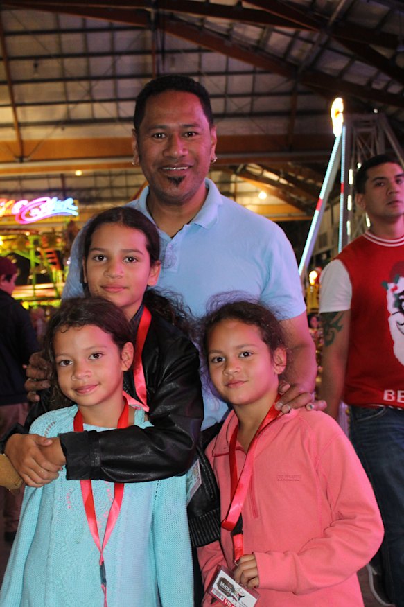 Jay Laga’aia with daughters Georgia, Katie and Bella in 2015.