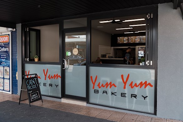 The exterior of Yum Yum Bakery.
