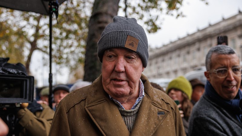 Jeremy Clarkson Reveals Cancer Diagnosis