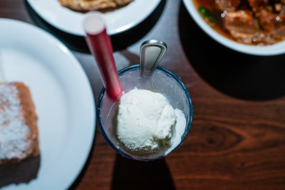 Lychee ice drink with ice-cream.