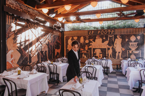 Le Foote’s Dining Room mural took five months to make in Italy.