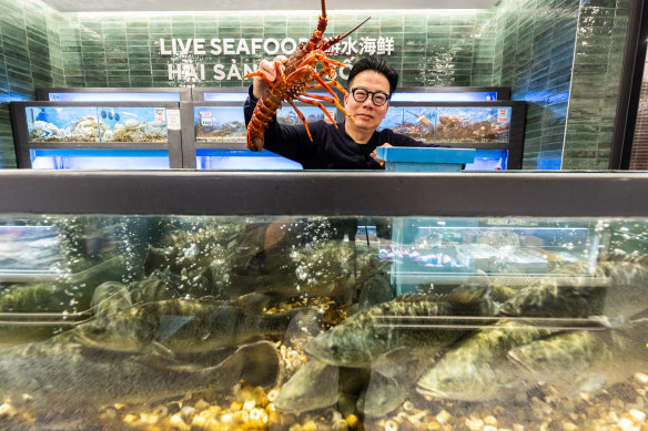 Live seafood can be cooked in-store to eat on-site.