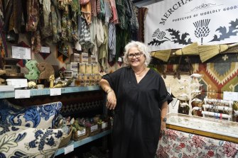 Margot Shannon 是在悉尼皇家復活節展上向布什企業主購買的 12 位商家之一。 
