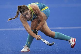 Australia’s Karri Somerville in action during the Pool B field hockey match against Kenya at the Commonwealth Games.
