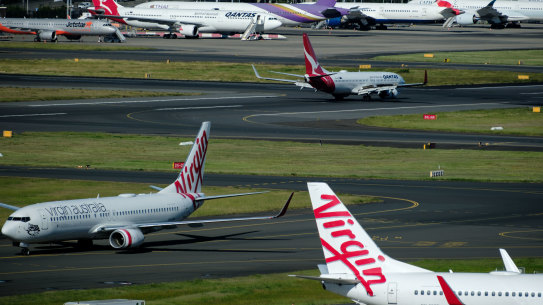 The ACCC says airfares have fallen, but airline service remains below standard.