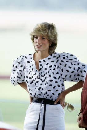 Princess Diana’s “casual, everyday outfits” continue to inspire Eliza.