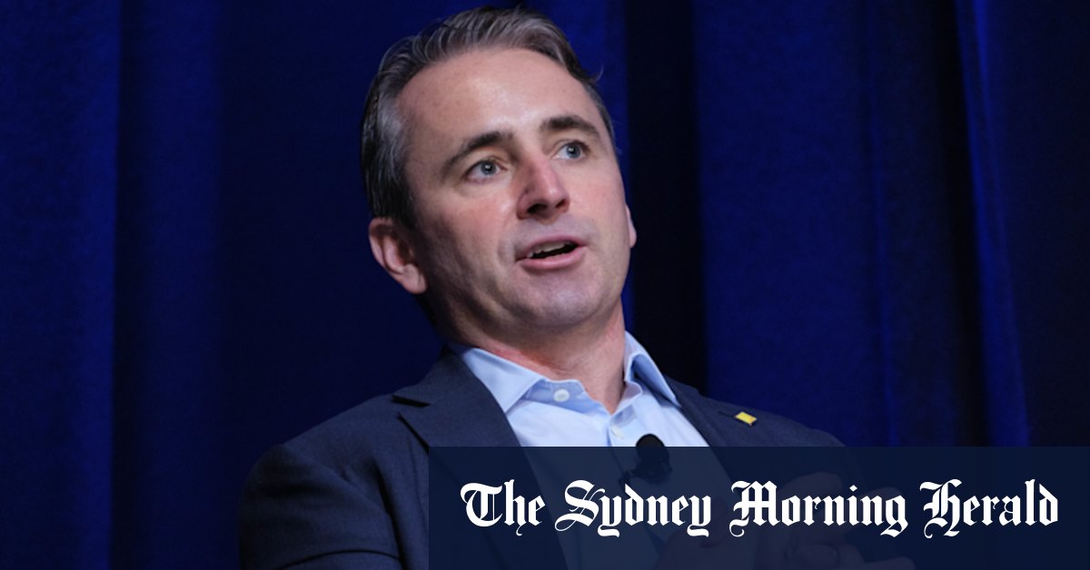 CBA boss Matt Comyn to stay on for another three years