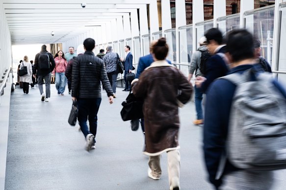 The RBA would be forced to raise rates five times if the war in Iran continues until September, according to Oxford Economics modelling.