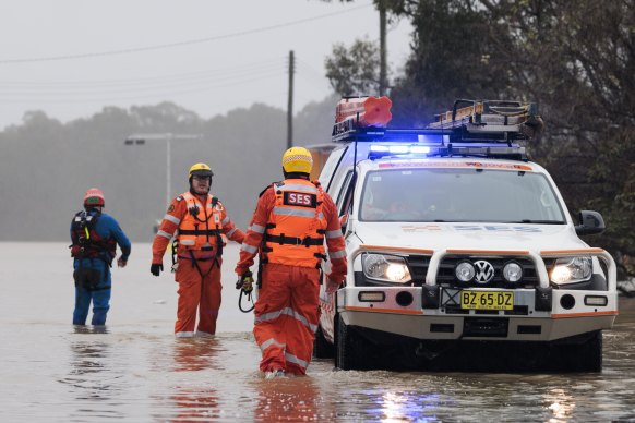 SES workers from the Mount Druitt unit in the suburb of Richards.