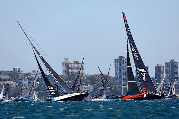LawConnect and Master Lock Comanche during the 2024 Sydney to Hobart.