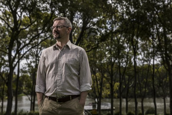 Dr Sebastian Pfautsch at Bicentennial Park.