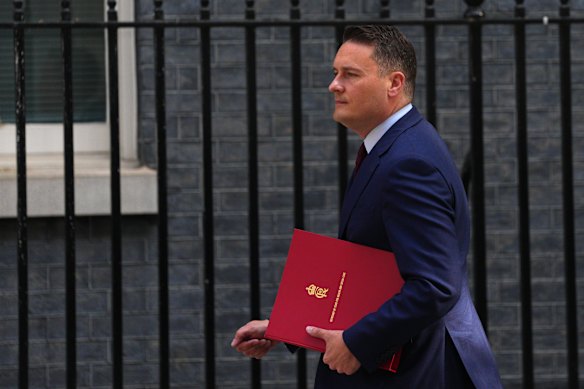 Defence Secretary Wes Streeting has apologised on X for his remark. 