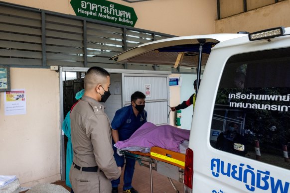 The body of Shane Warne being transported from Koh Samui Hospital mortuary on Sunday.