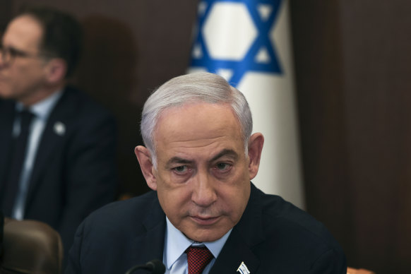 工党议员安东尼·达亚当指责以色列总理本雅明·内塔尼亚胡应对无辜儿童的死亡负责。