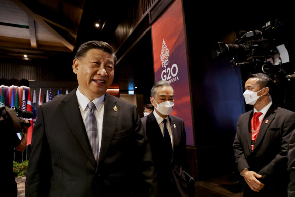 Çin Devlet Başkanı Xi Jinping, G20 Liderler Zirvesi'nde bir oturumda.