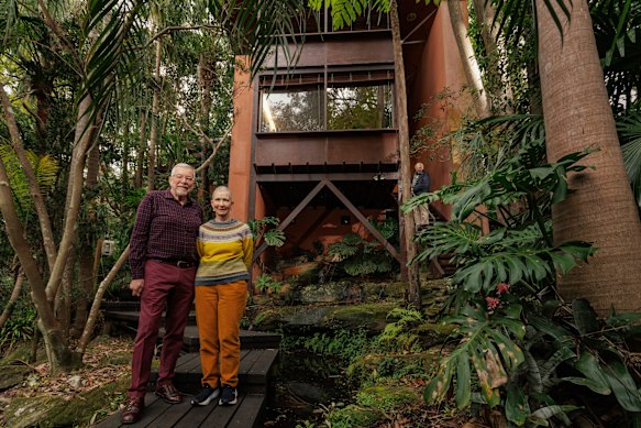 Judith and Brian Preston, chief judge of the Land and Environment Court, and their architect Glenn Murcutt at their house in St Ives.