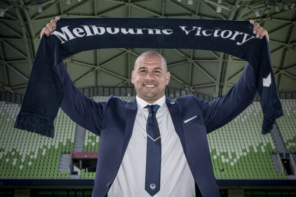 Patrick Kisnorbo in Victory colours.