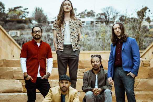 Californians Incubus specialise in overblown, anthemic rock.