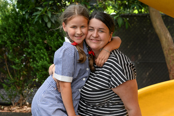 Leza with her mum, Svetlana Solovei.