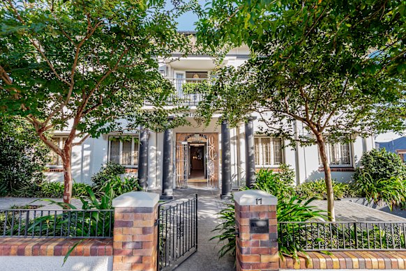 And the entrance to the art deco style residence Simla.