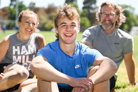 AFL draft prospect Ryley Sanders with his parents Adam and Angelique.