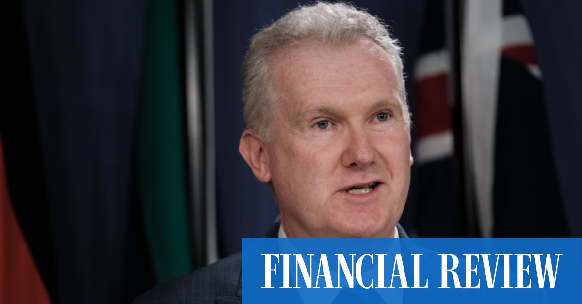 Foreign murderers, sex offenders to be resettled in Nauru